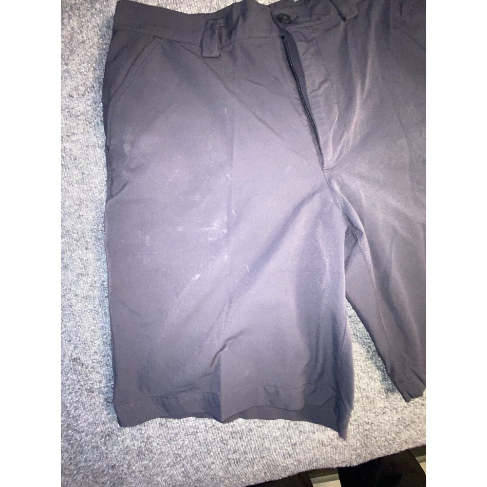 Under Armour Bermuda Shorts Mens Black Slash Pockets Flat Front Embroidered Logo